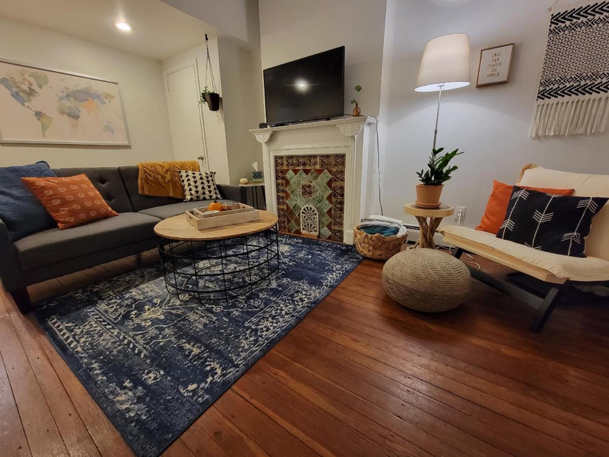 Accentuated Apartment In Manayunk Philadelphia Exterior photo