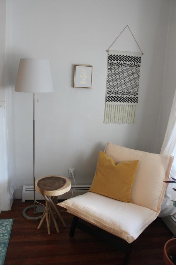 Accentuated Apartment In Manayunk Philadelphia Exterior photo